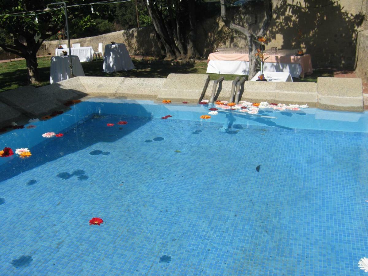 Hotel Masia Can Vive Cabrera de Mar Buitenkant foto